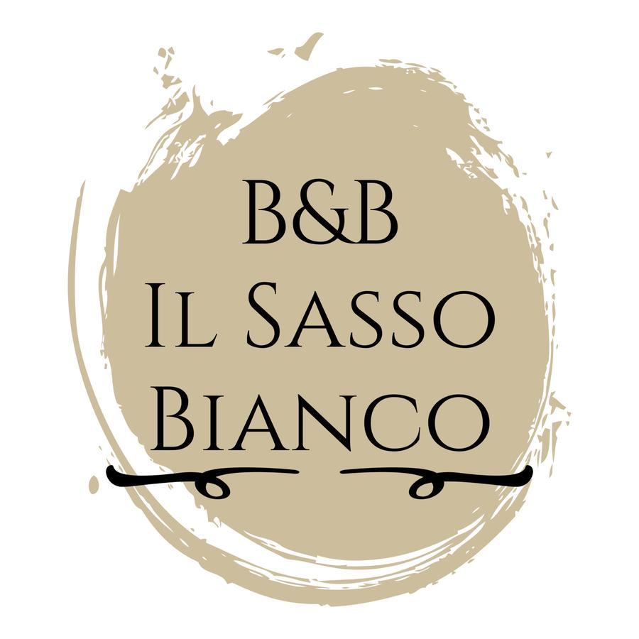 Il Sasso Bianco Bed and Breakfast Comerio Exteriör bild